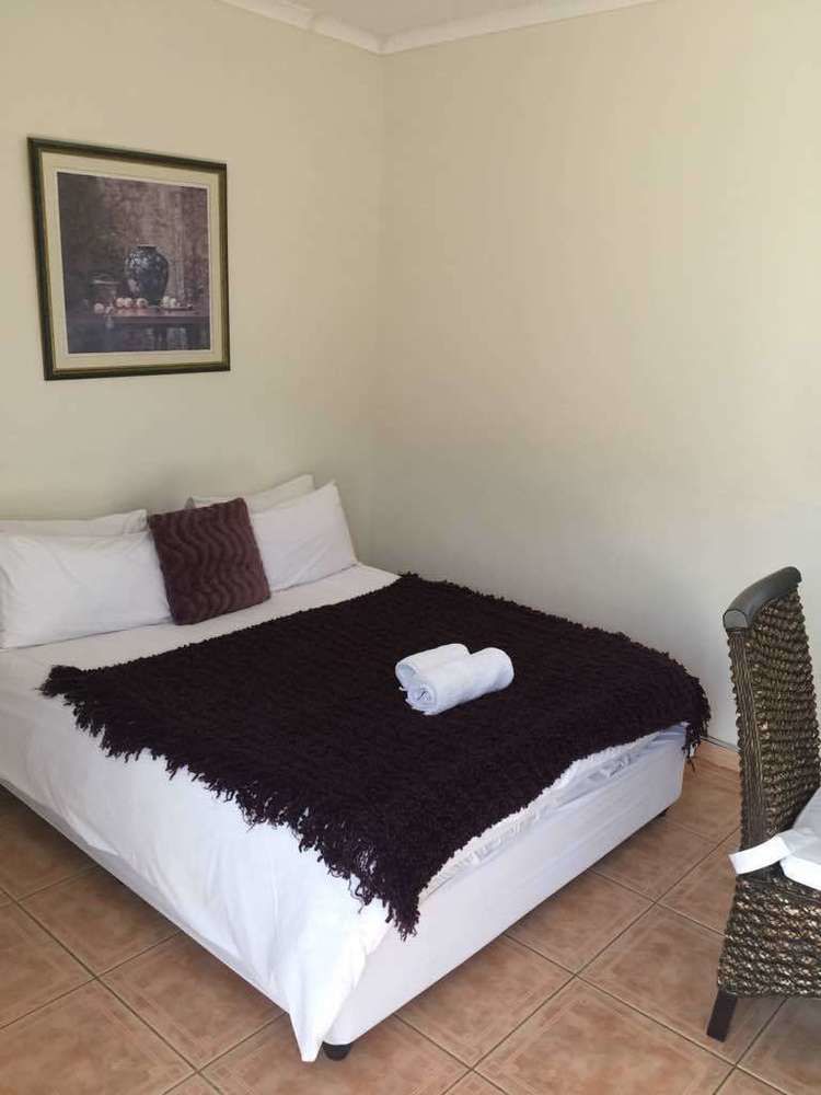 אוצ'יווארונגו Mo-Nize Villa Guesthouse מראה חיצוני תמונה